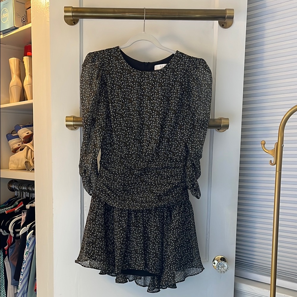 ASTR The Label Black and Gold Ruched Puff Sleeve Dress